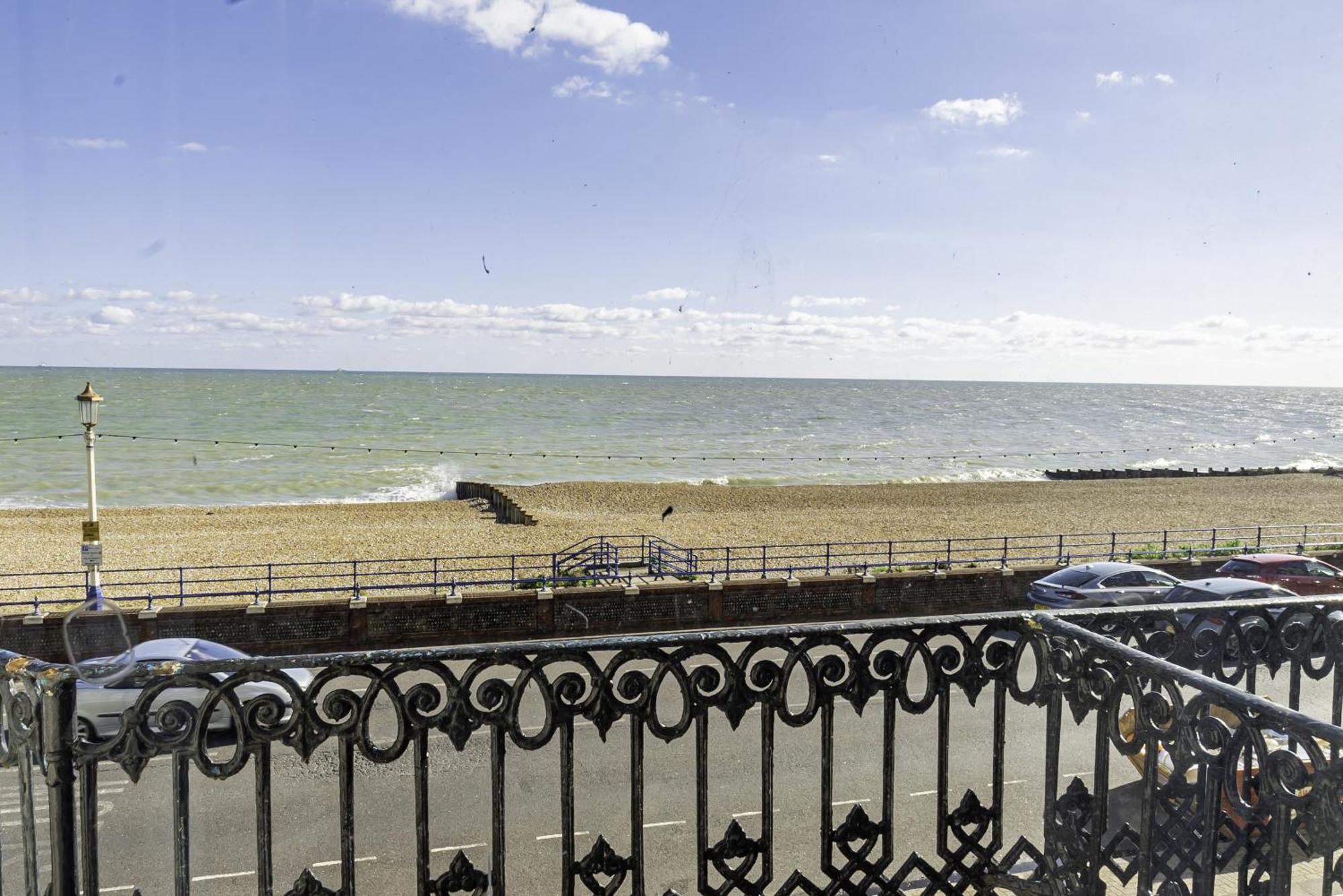The Majestic Hotel Eastbourne Room photo